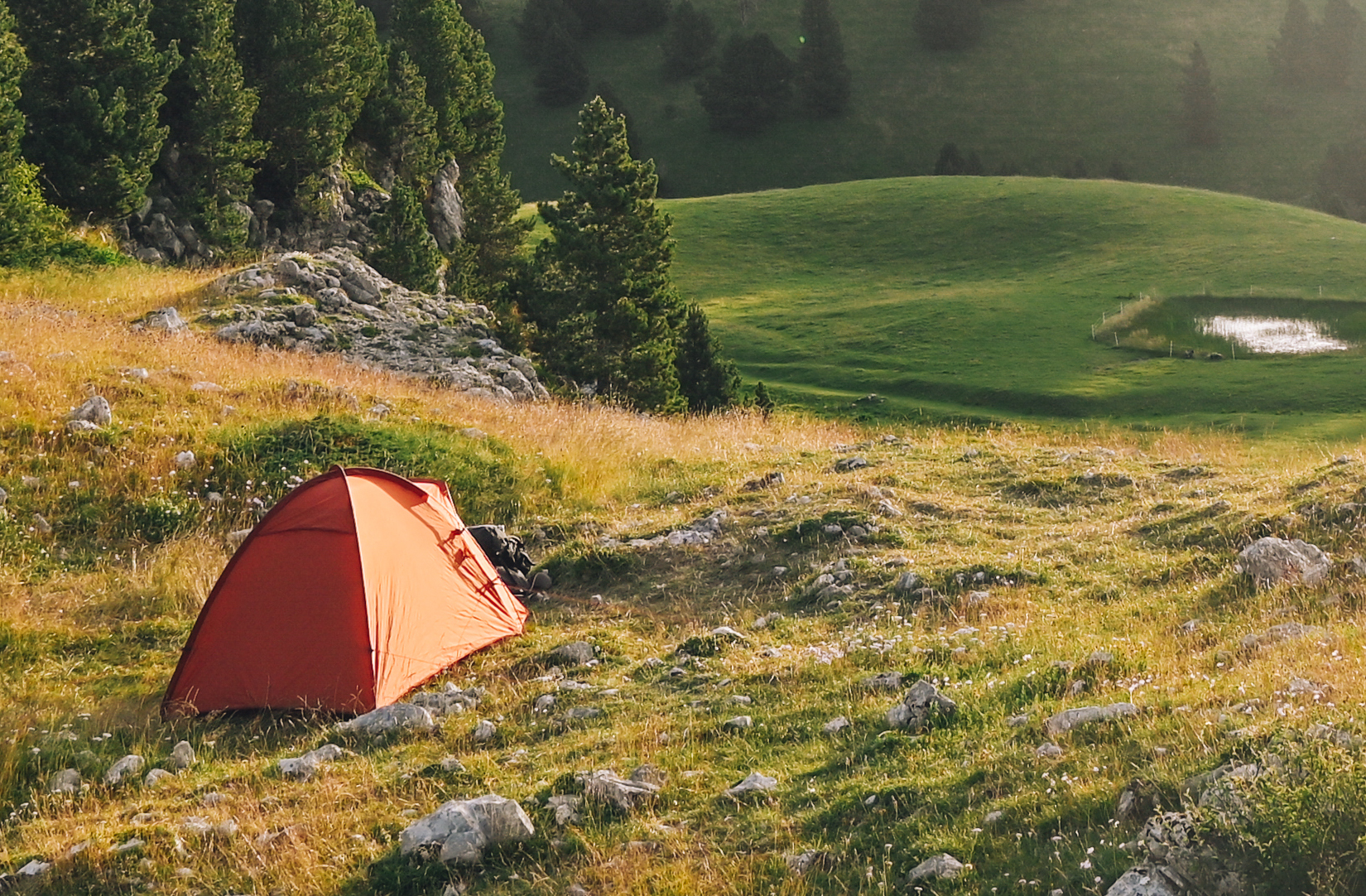 Comment nettoyer une toile de tente moisie ?