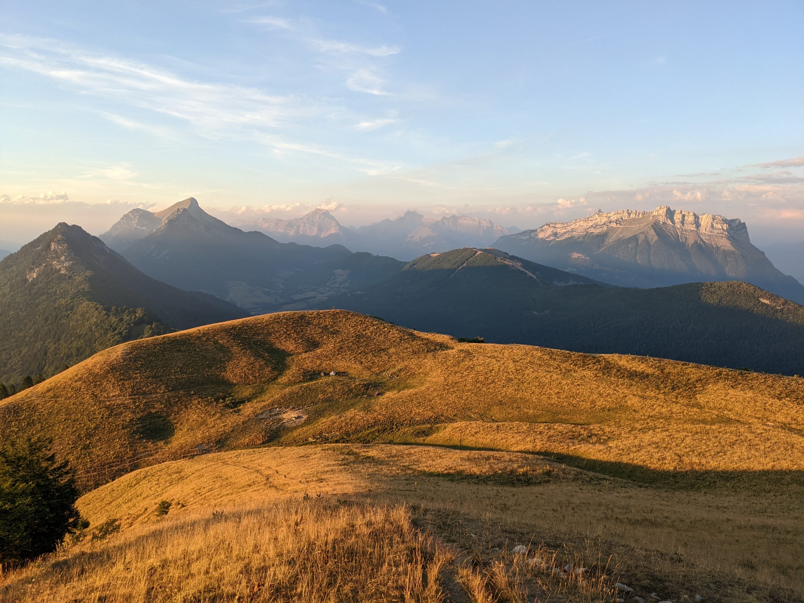 2 jours de randonnée-bivouac dans les Bauges à la pointe de la Galoppaz