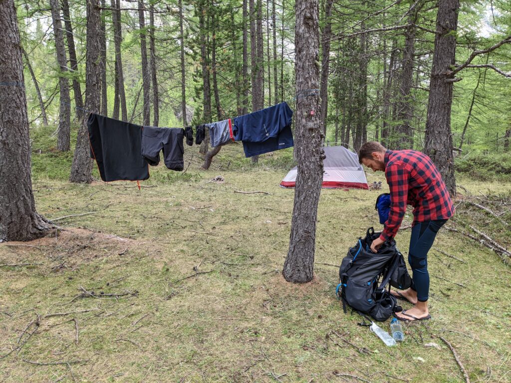 Comment porter, régler, ranger son sac à dos ?