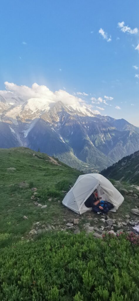 Le Tour des Aiguilles Rouges en 3 jours par la crête de Villy