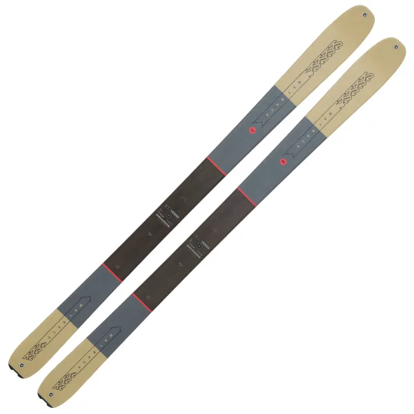 Les meilleurs skis de randonnée 2025