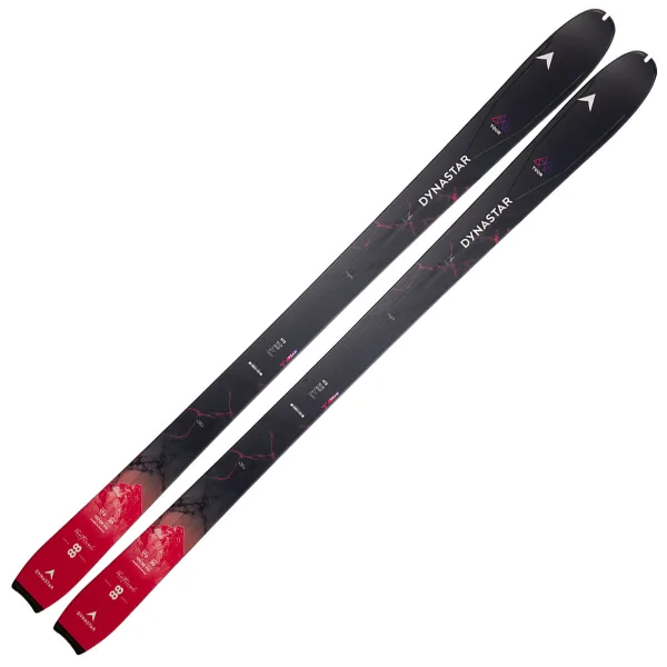 Les meilleurs skis de randonnée 2025