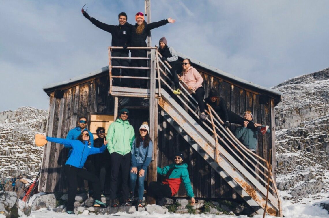 Randonnée en hiver et nuit au refuge de la Vogealle