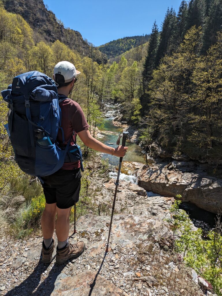 Quel sac à dos randonnée Deuter choisir en 2025 ?