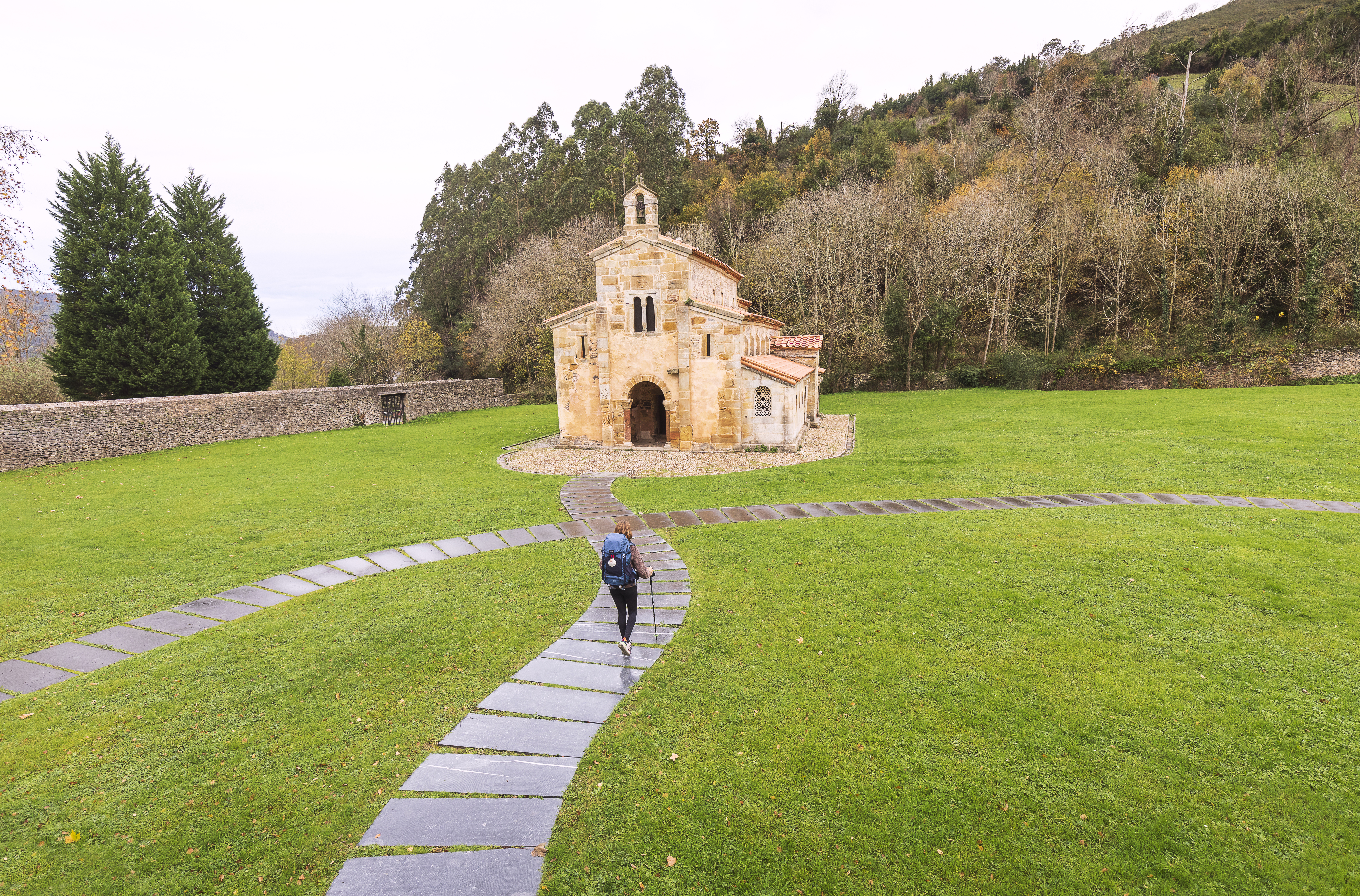 Le chemin de Compostelle en automne dans les Asturies